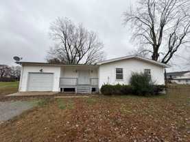 5770 Metropolis Lake Rd - Photo 1 of 1