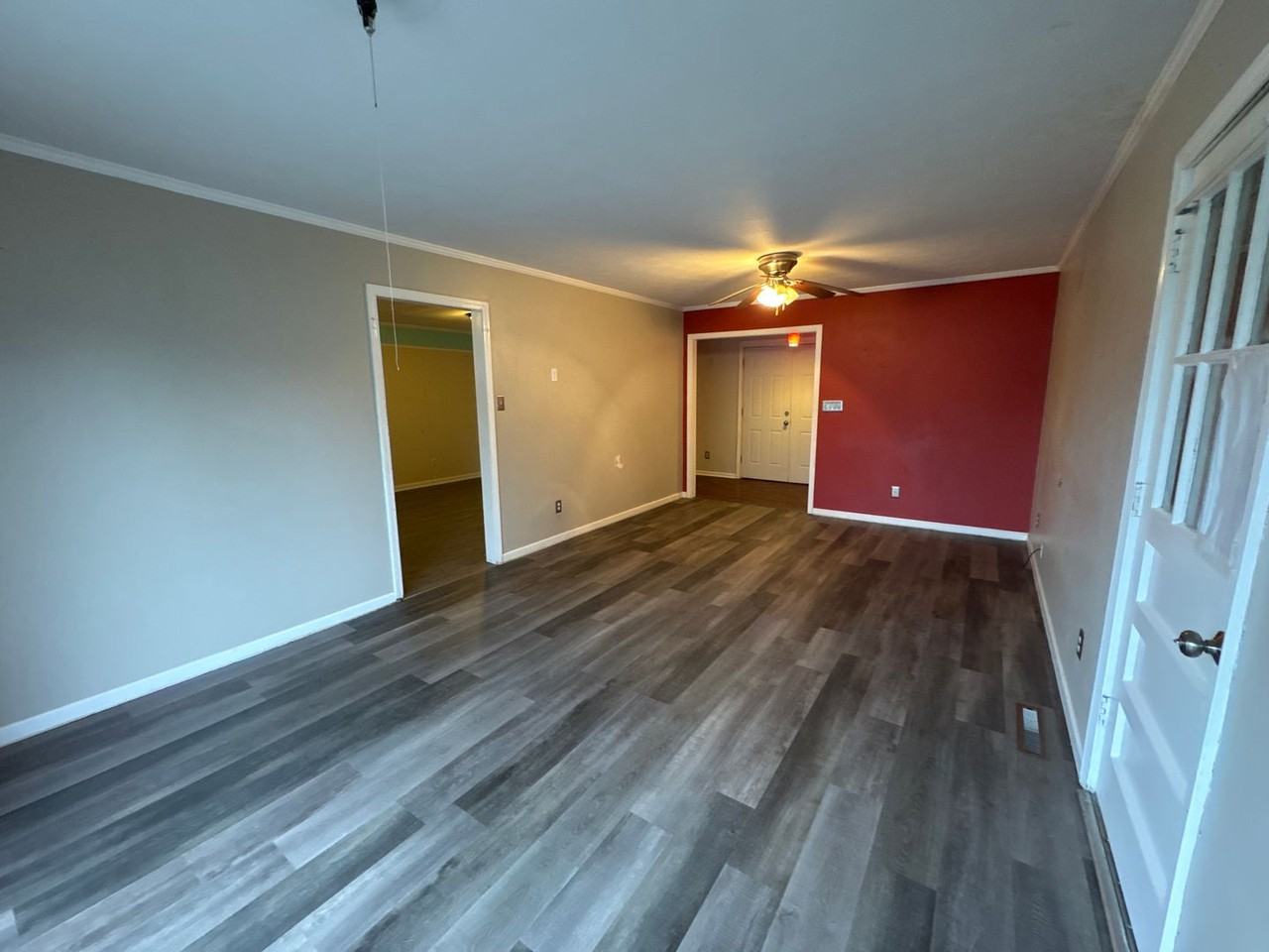 5770 Metropolis Lake Rd - Photo 5 of 21
