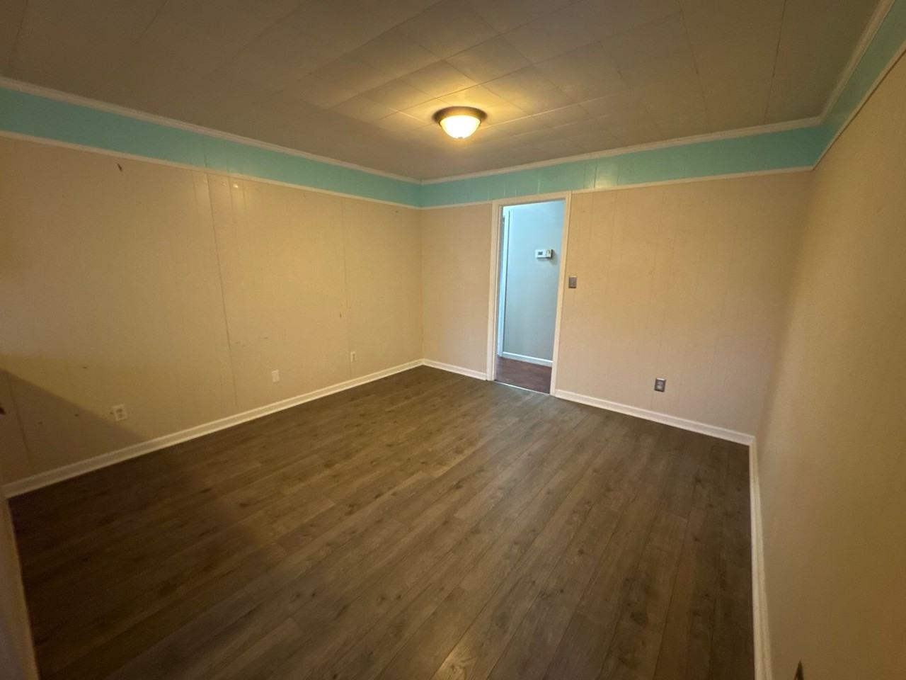 5770 Metropolis Lake Rd - Photo 7 of 21