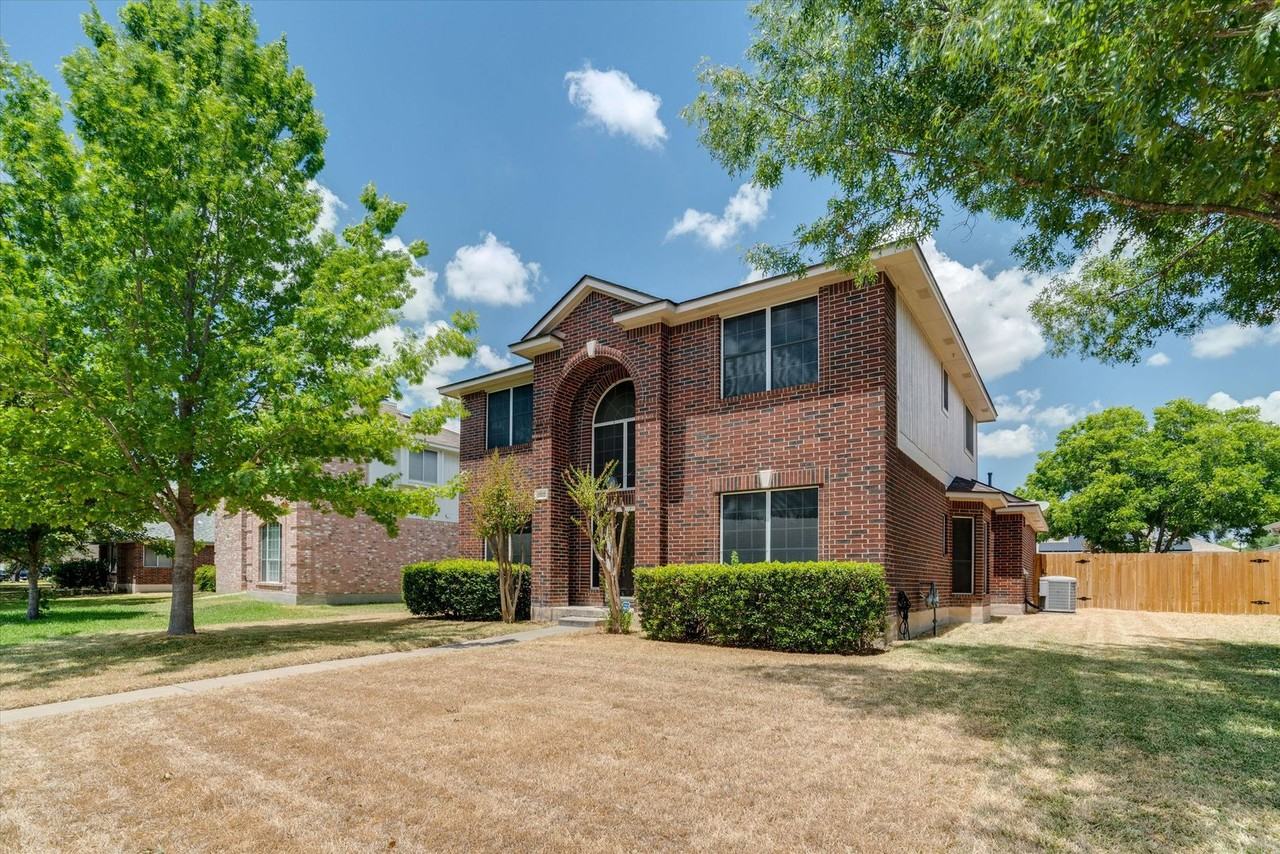 1102 West Black Locust Drive - Photo 2 of 15