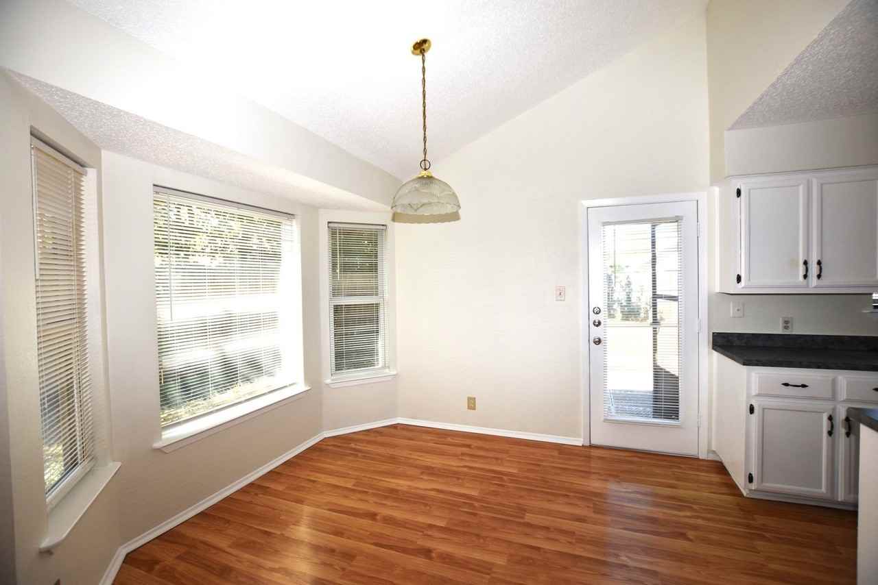 500 Side Cove - Photo 4 of 15