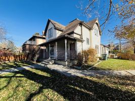 featured image of 1395 Se #A