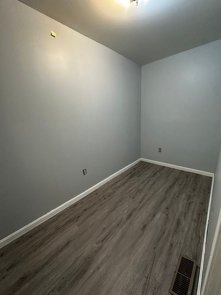 2617 Llewelyn Avenue - Photo 4 of 13