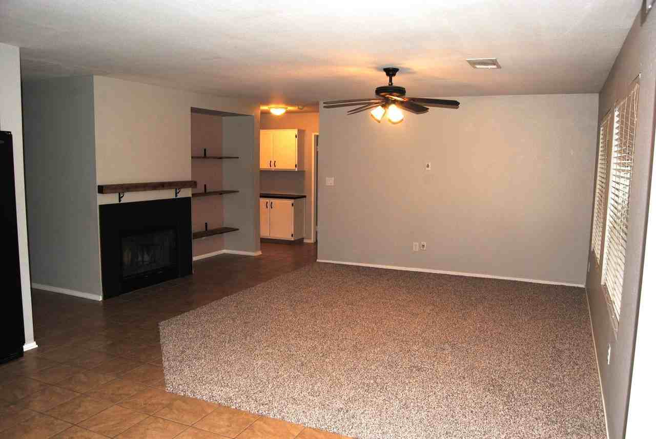 4739 Shadow Stone Street - Photo 3 of 14