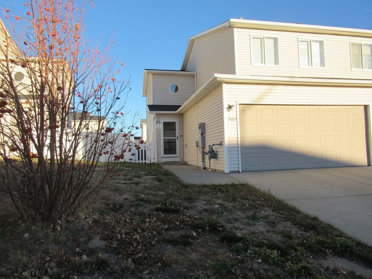 3463 Applegate Dr