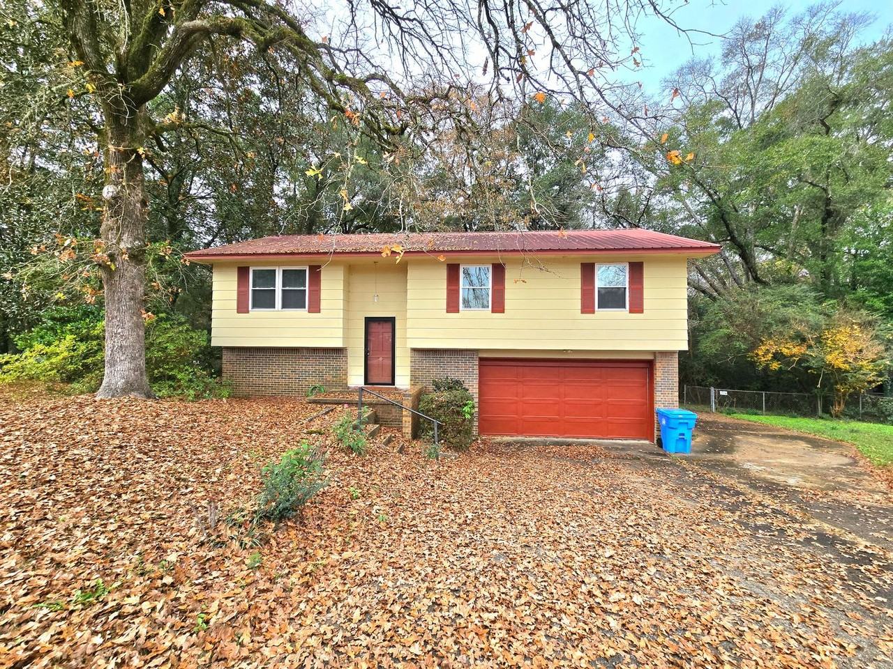 106 Magnolia Court - Photo 2 of 21