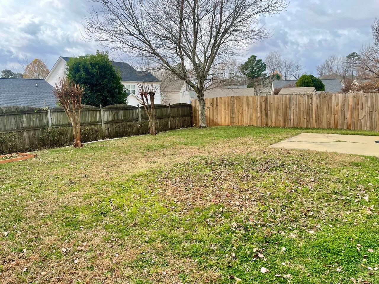 3823 Thomas Ridge Dr - Photo 4 of 30