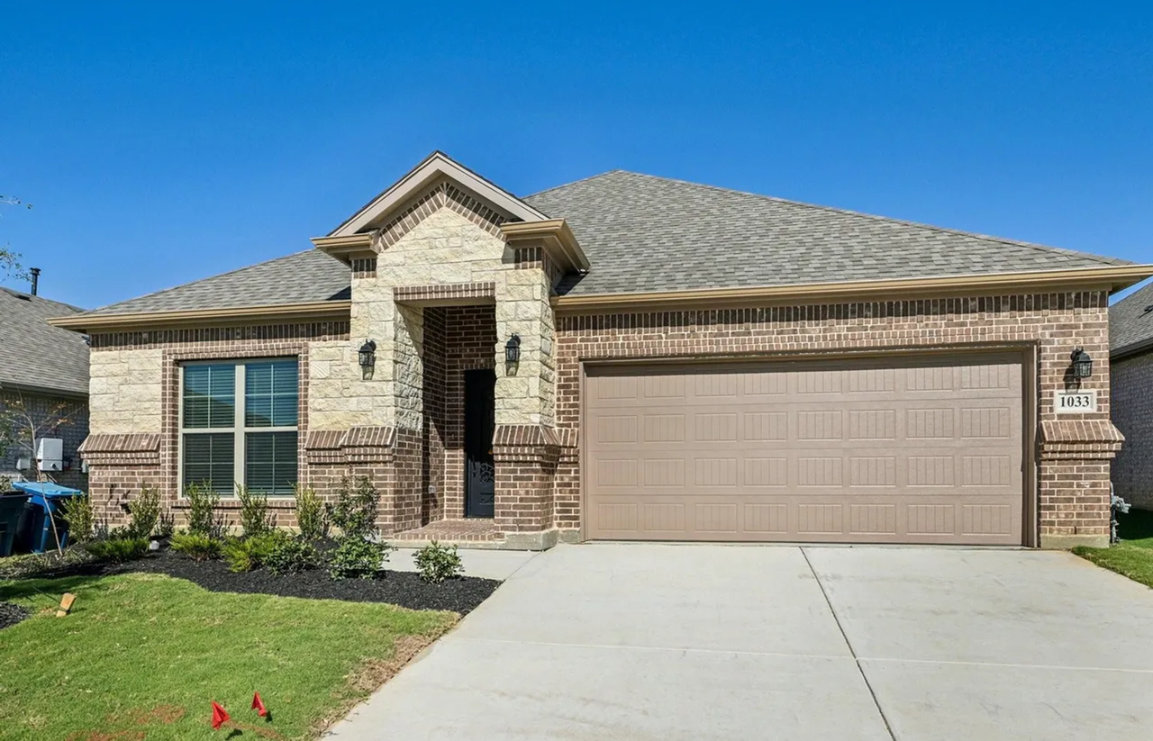 1033 Nighthawk Trail - Photo 3 of 30