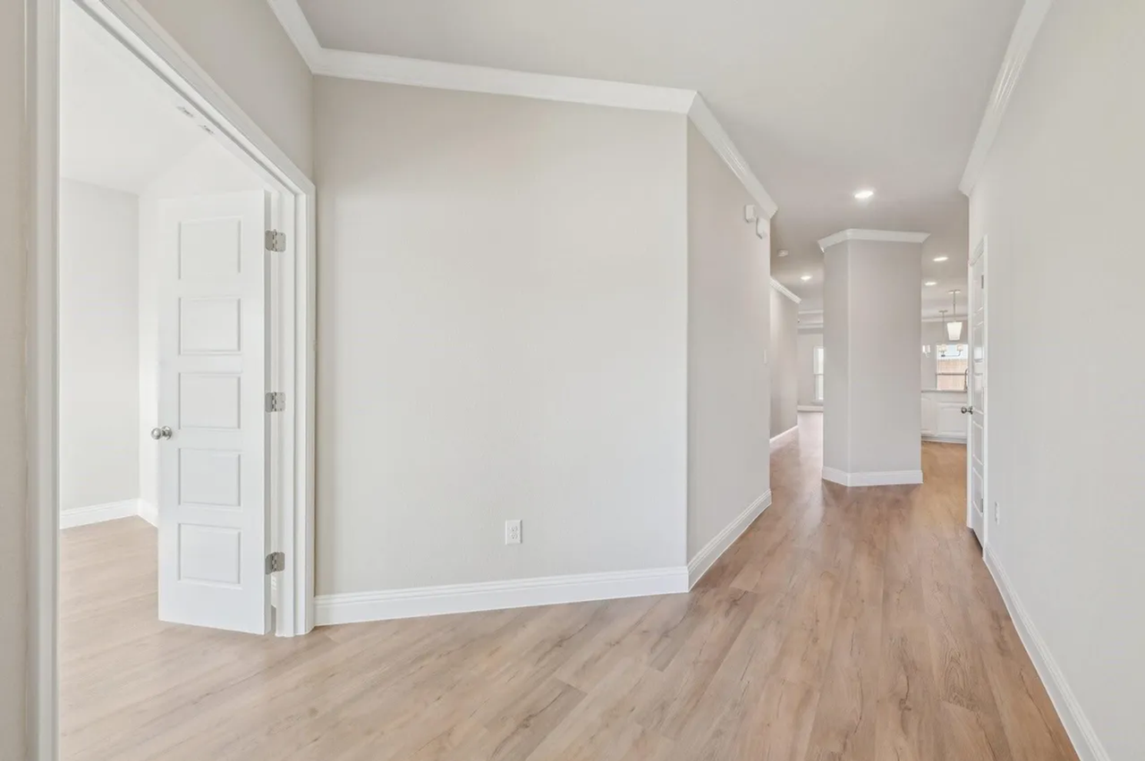 1033 Nighthawk Trail - Photo 6 of 30