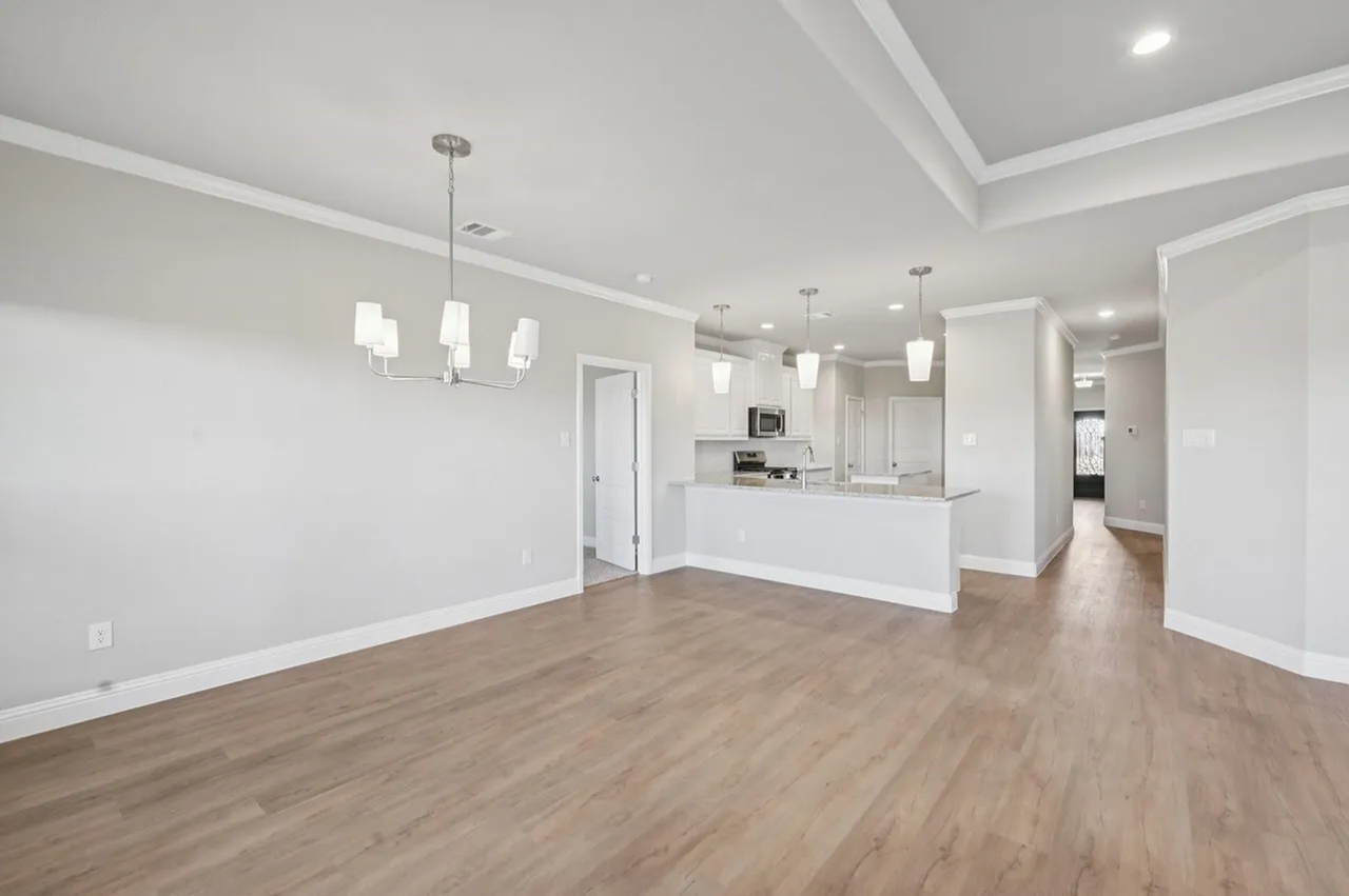 1033 Nighthawk Trail - Photo 7 of 30