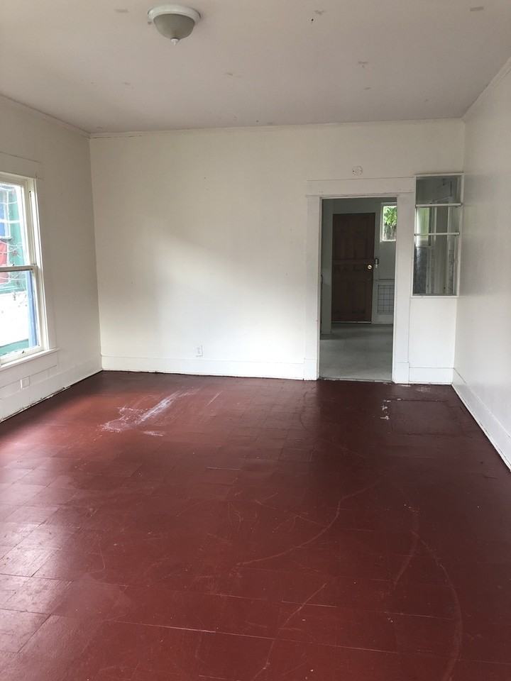3109 Darien St - Photo 2 of 9