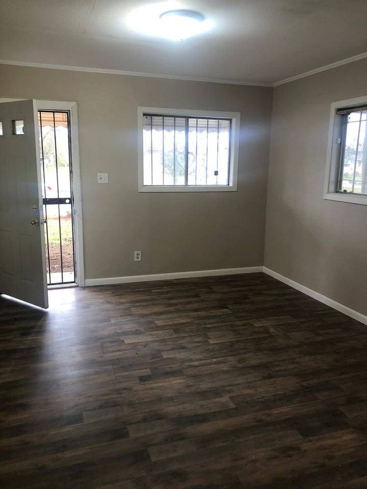 4905 Kitt Place - Photo 3 of 10
