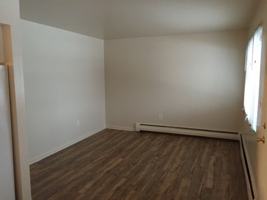 featured image of 3278 Glengary Road