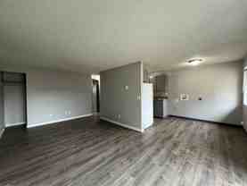 Surrey Square Apartments - Photo 1 of 1