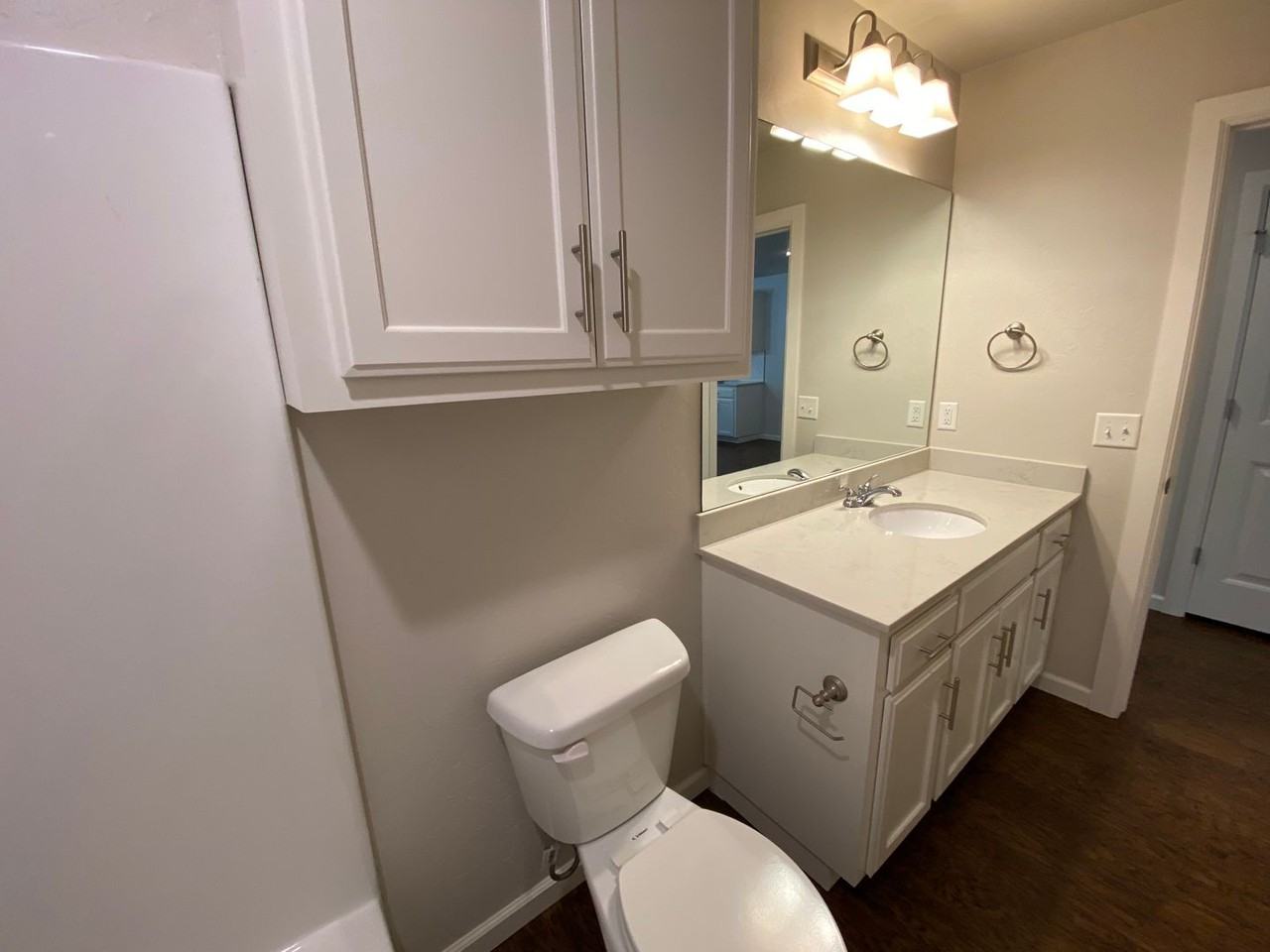 11414 N Lincoln Blvd - Photo 2 of 15