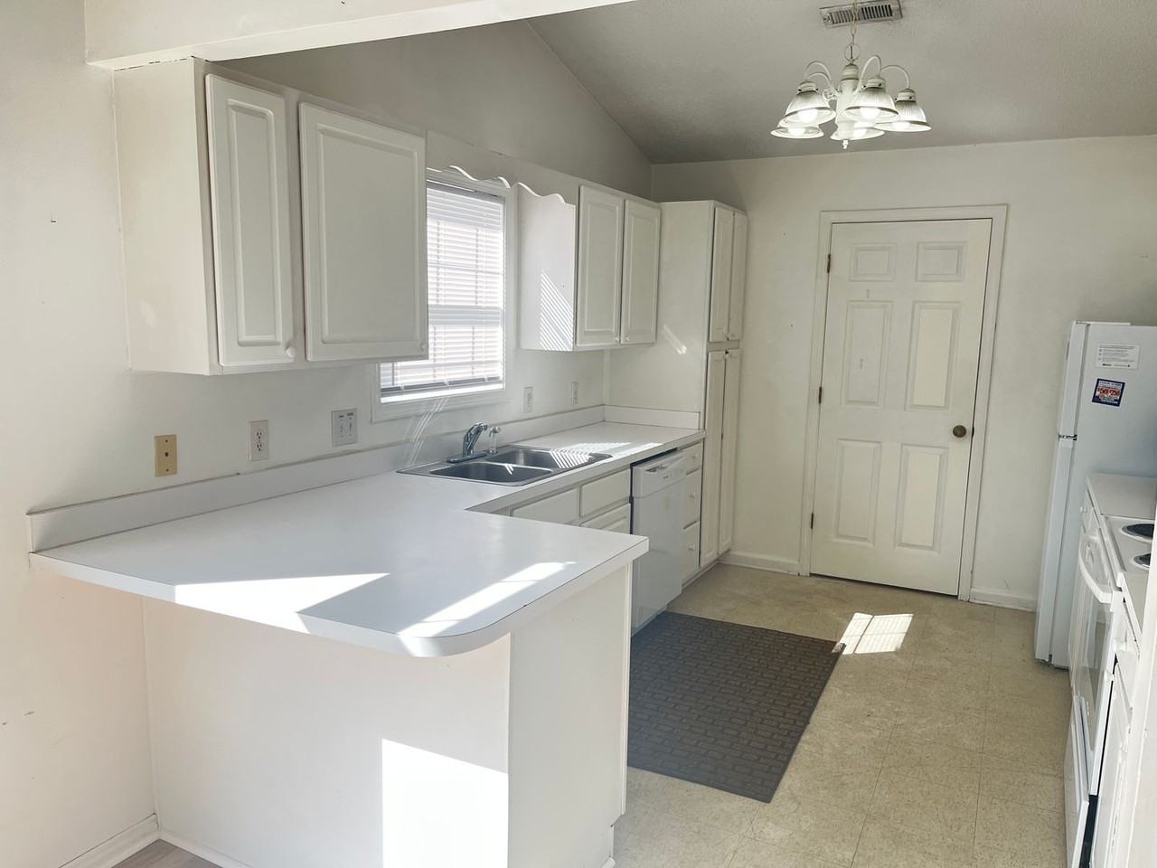 1785 Barberry Drive - Photo 3 of 21