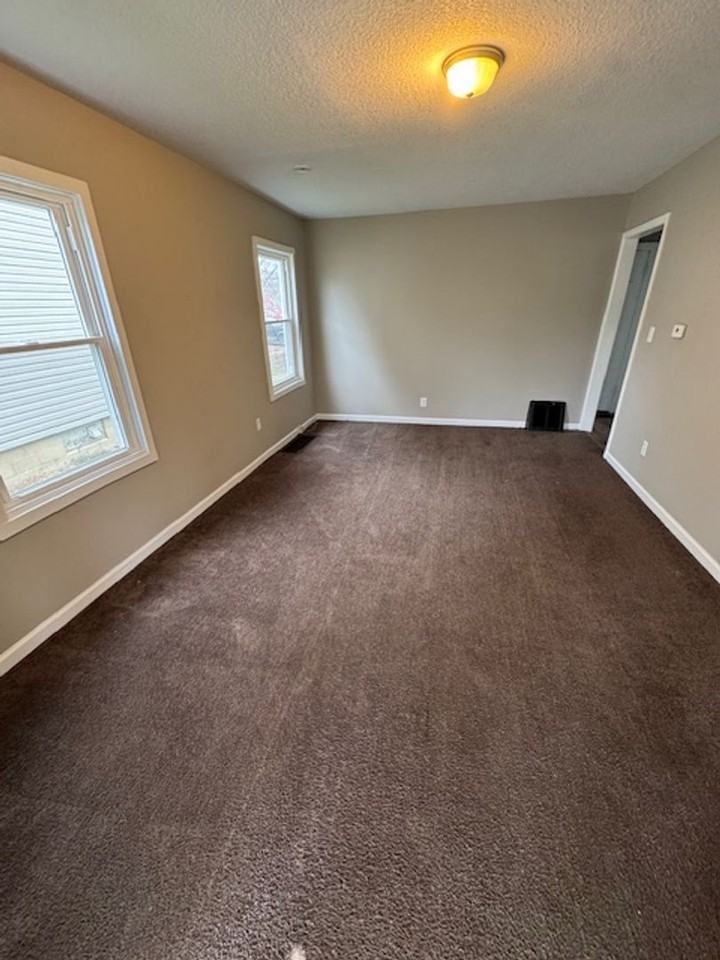 4003 Reed Street - Photo 4 of 7