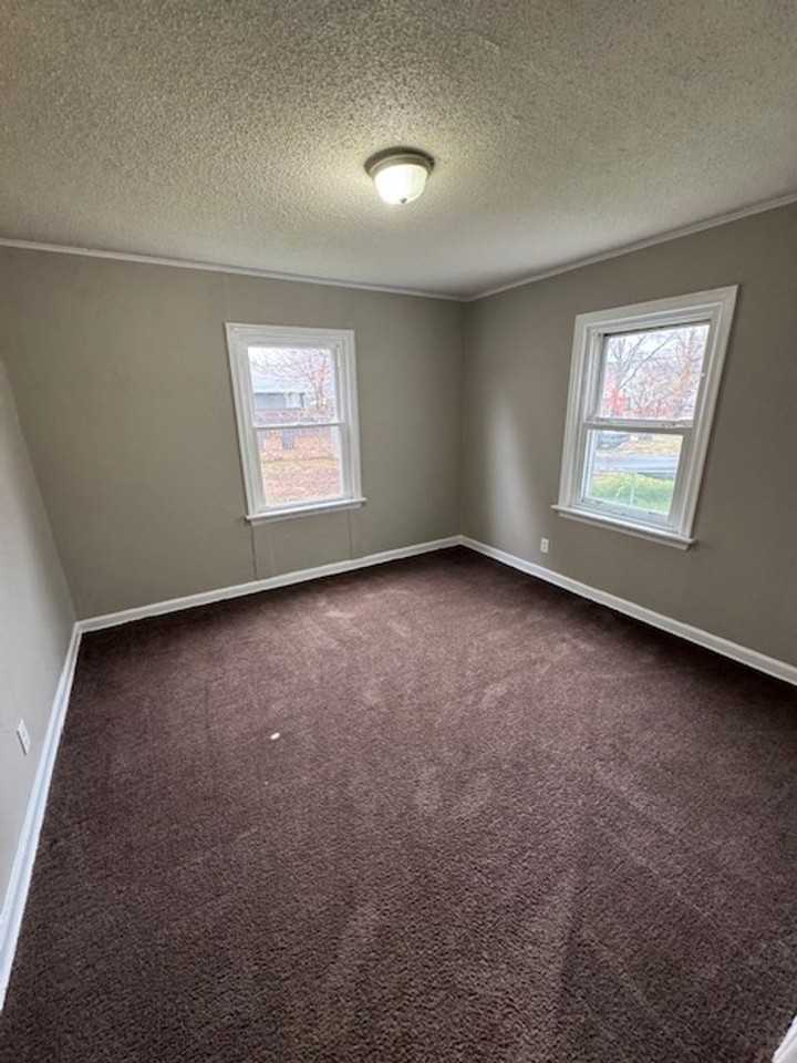 4003 Reed Street - Photo 5 of 7