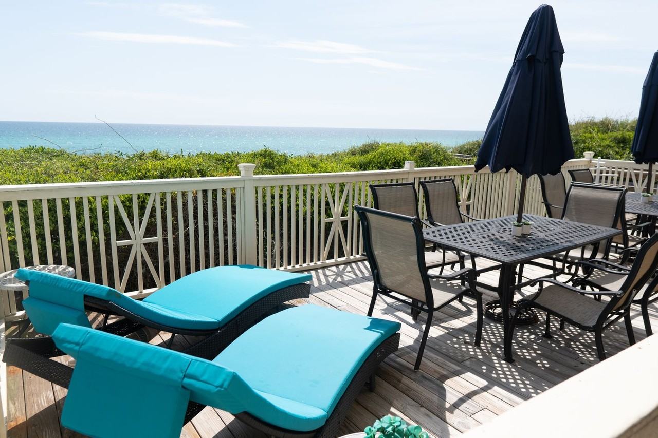 223 Paradise By The Sea Blvd - Photo 2 of 50