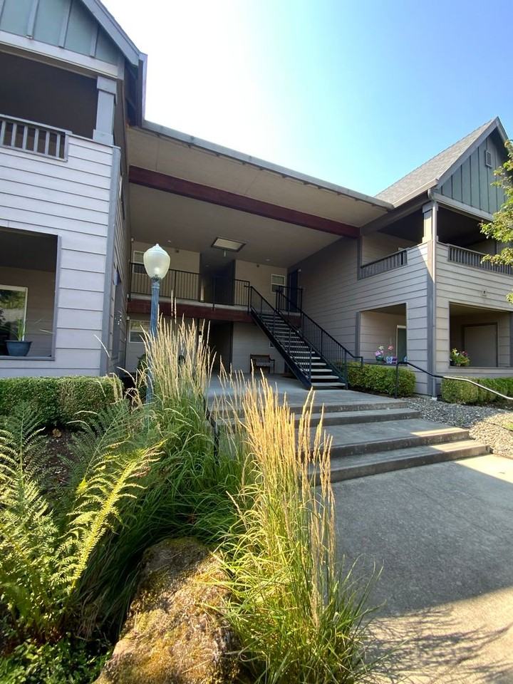 14019 Ne 20th Ave #H67 - Photo 2 of 23