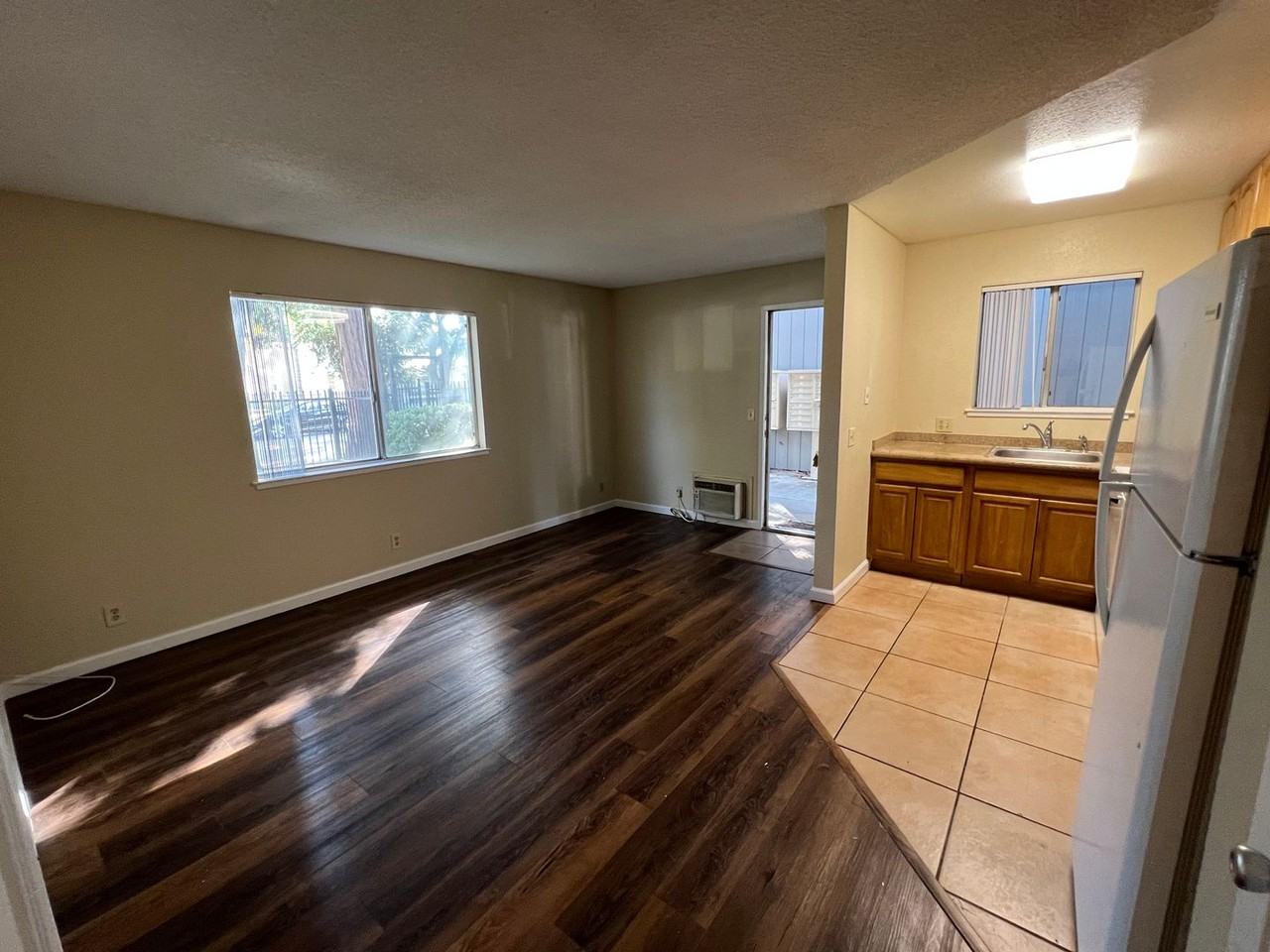 3259 Marshall Way #8 - Photo 6 of 9