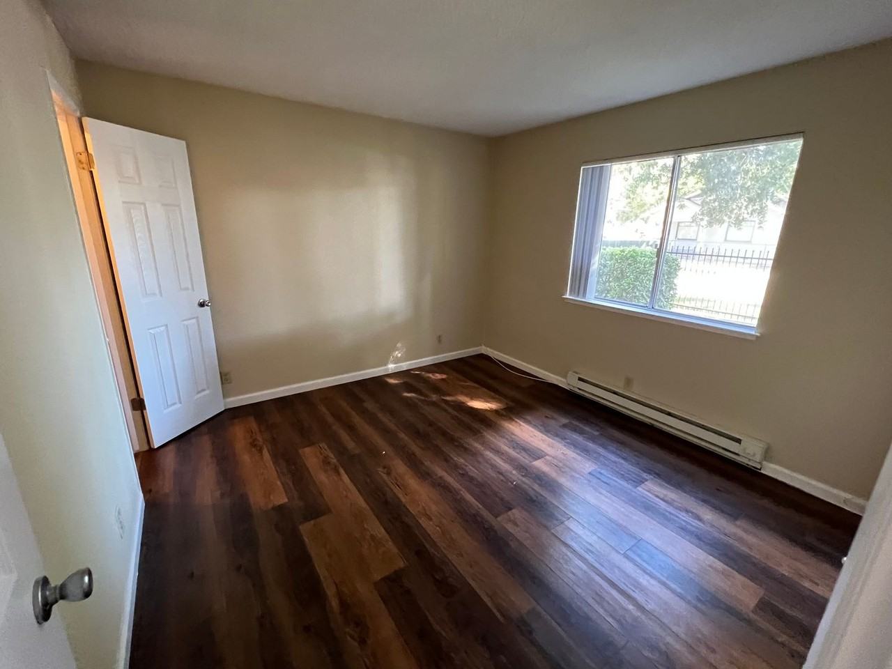 3259 Marshall Way #8 - Photo 7 of 9