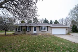 featured image of 1410 Greenwood Place