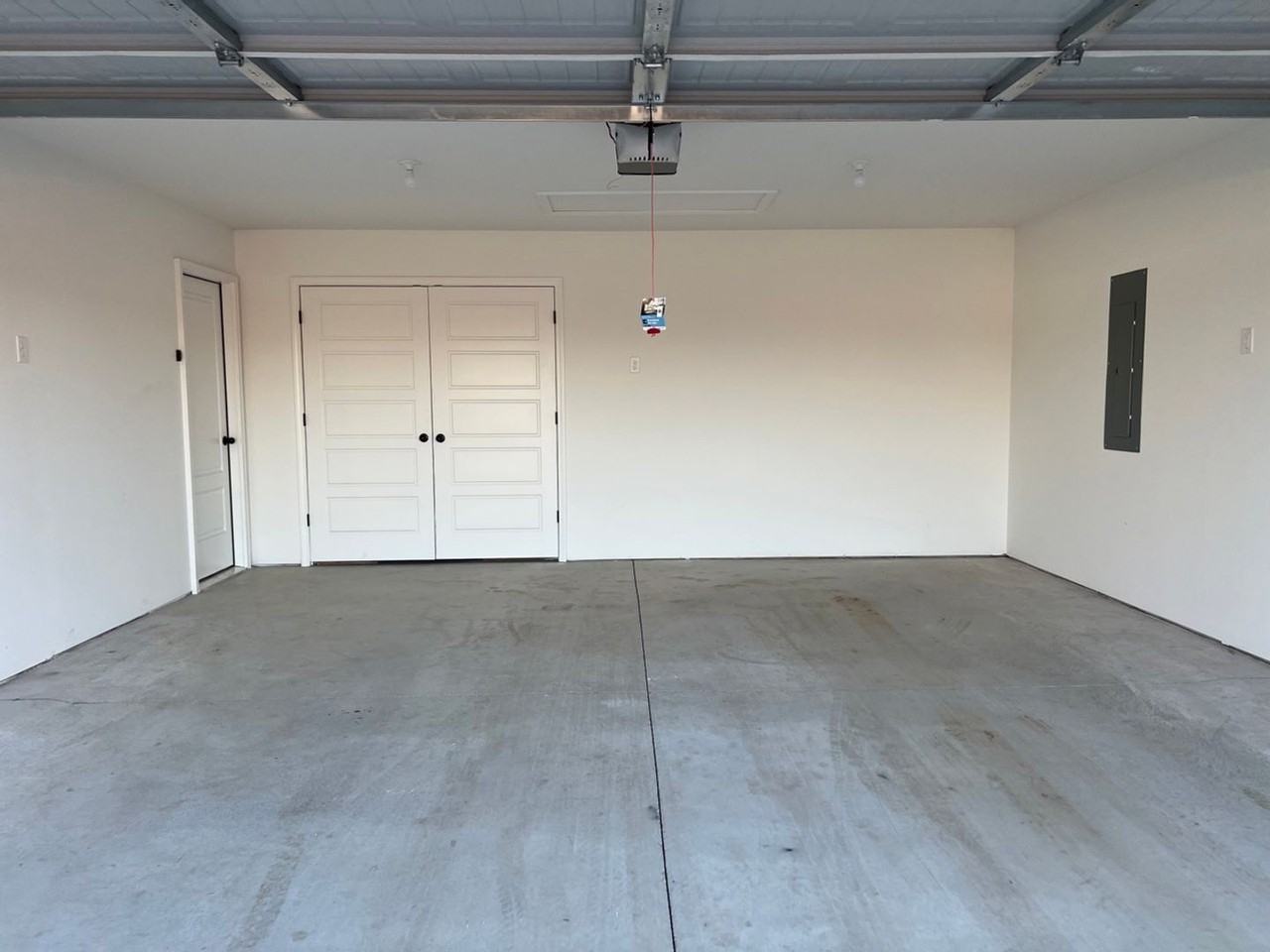 1113 Downy Dr - Photo 6 of 33