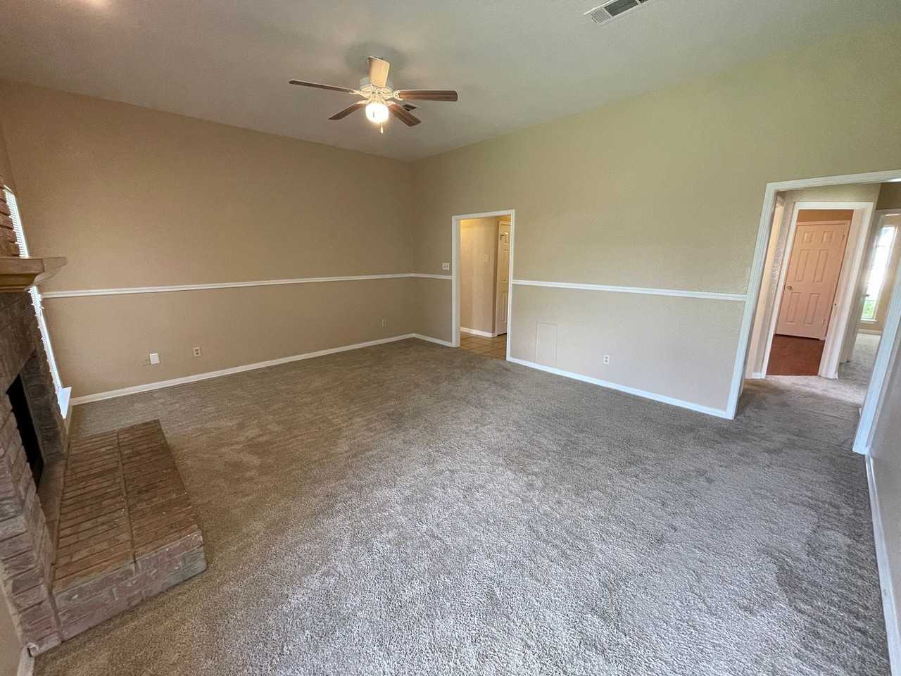 4611 Colby Dr - Photo 5 of 26