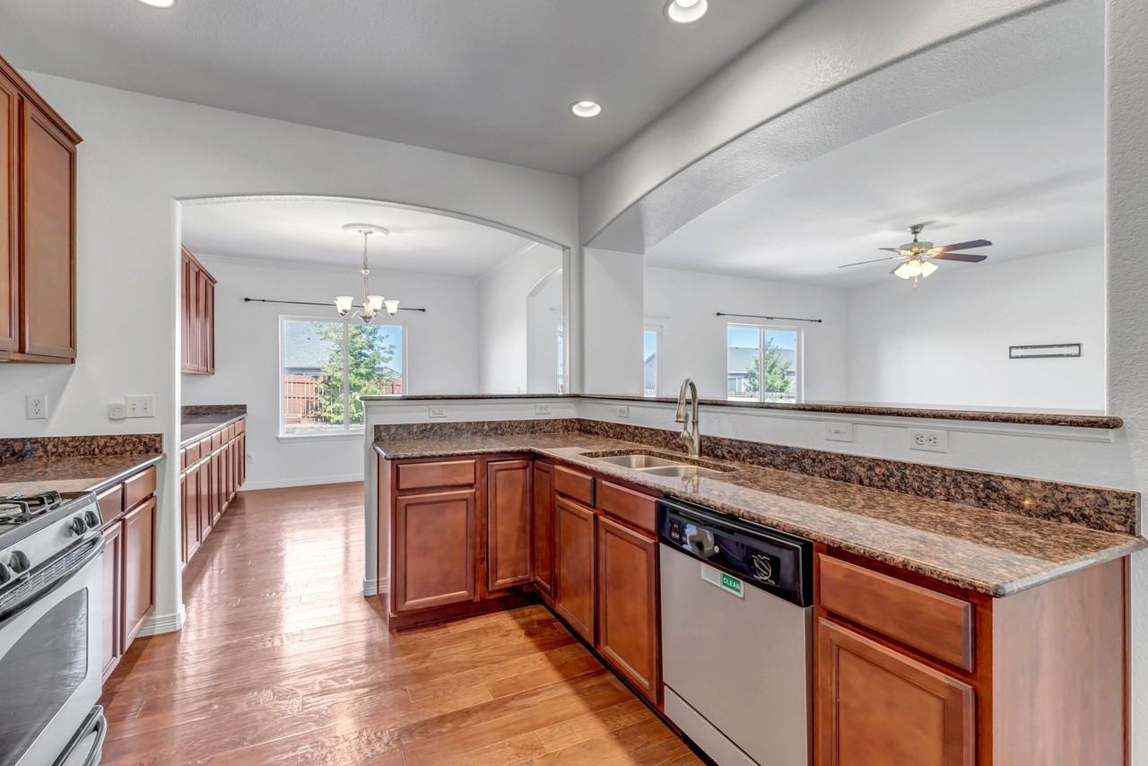 10597 Mount Evans Drive - Photo 3 of 28