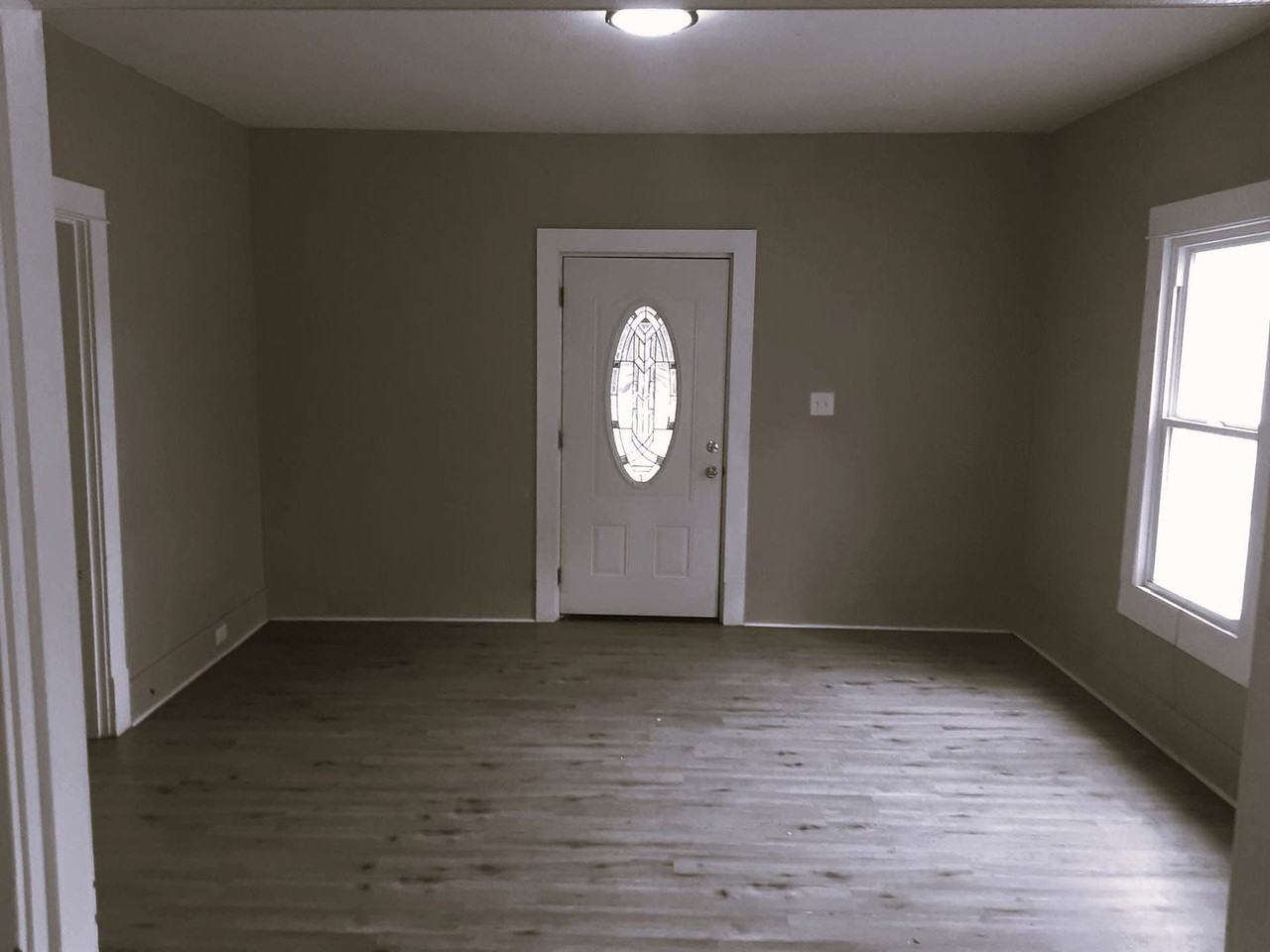 1732 Wilson Ave - Photo 3 of 12