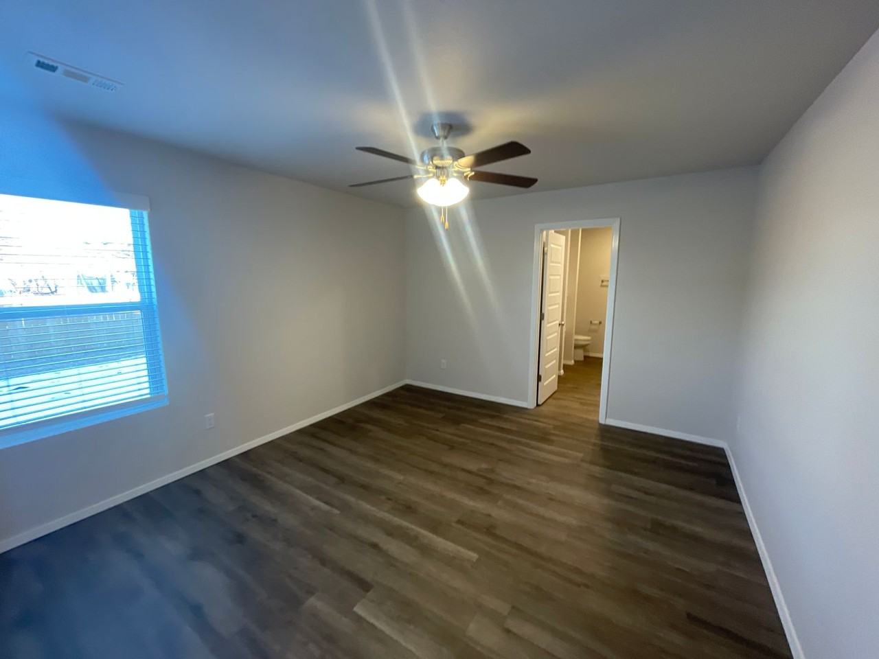 3070 Vail Ave - Photo 7 of 17