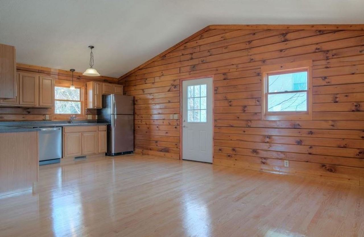 550 Colhoun St Ne - Photo 6 of 22