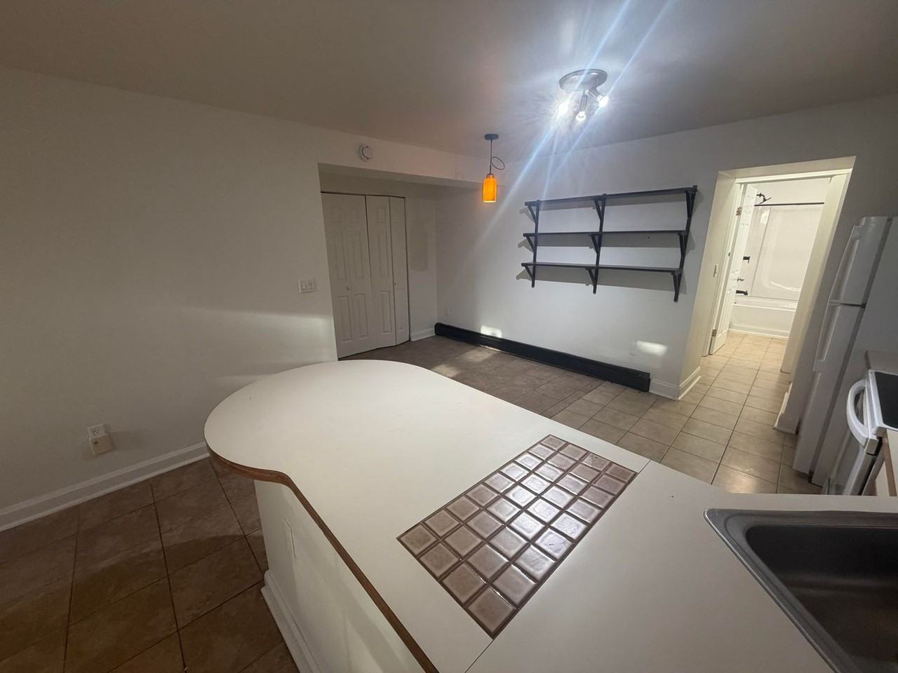 308 Hudson Ave - Photo 3 of 7