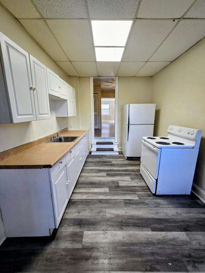 6111 Old Bethlehem Pike - Photo 3 of 7