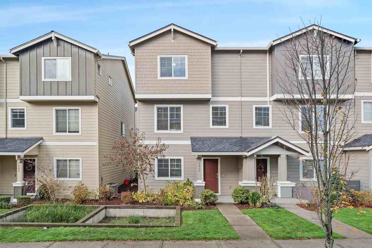 7814 Nw Sitka Ter - Photo 2 of 42