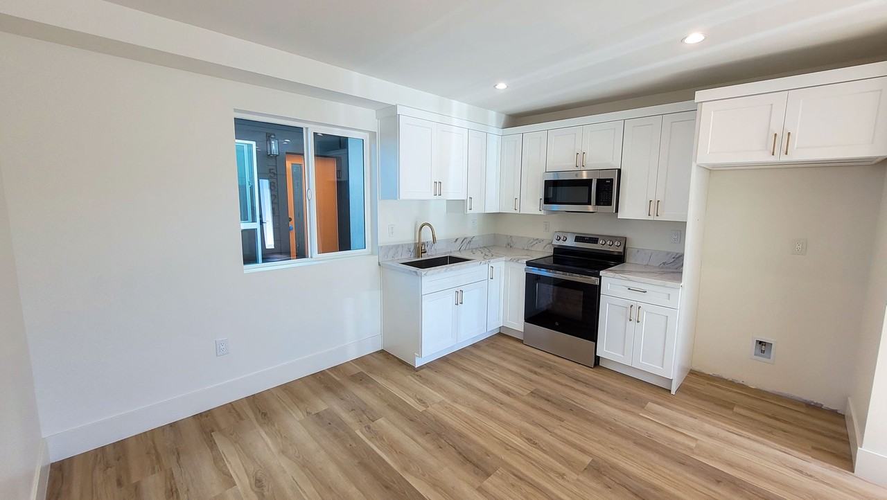 p5822 - Photo 5 of 28