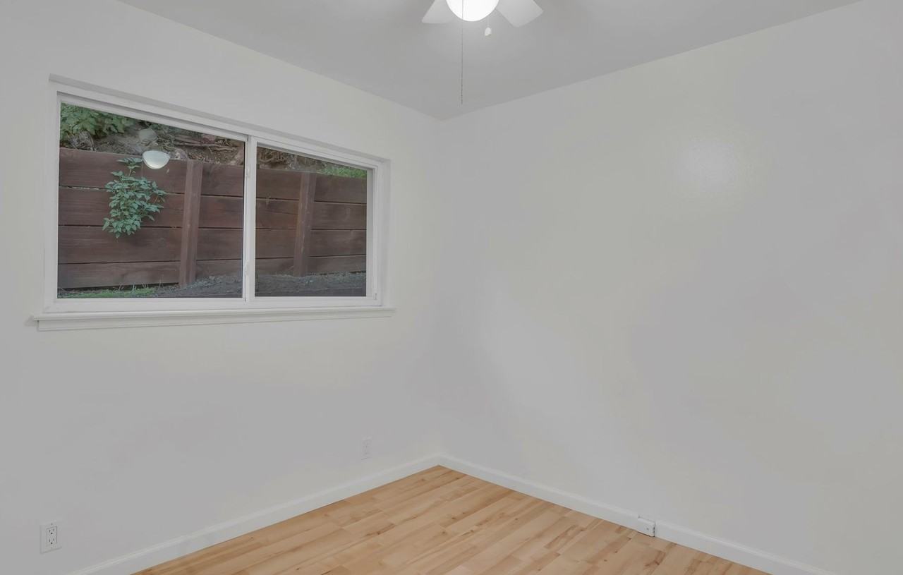 16120 Alum Rock Ave - Photo 6 of 48