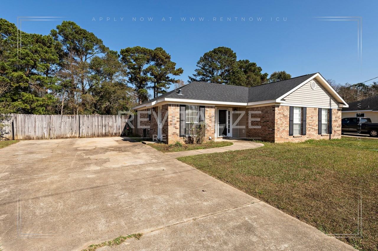 13542 Daniels Drive - Photo 2 of 44