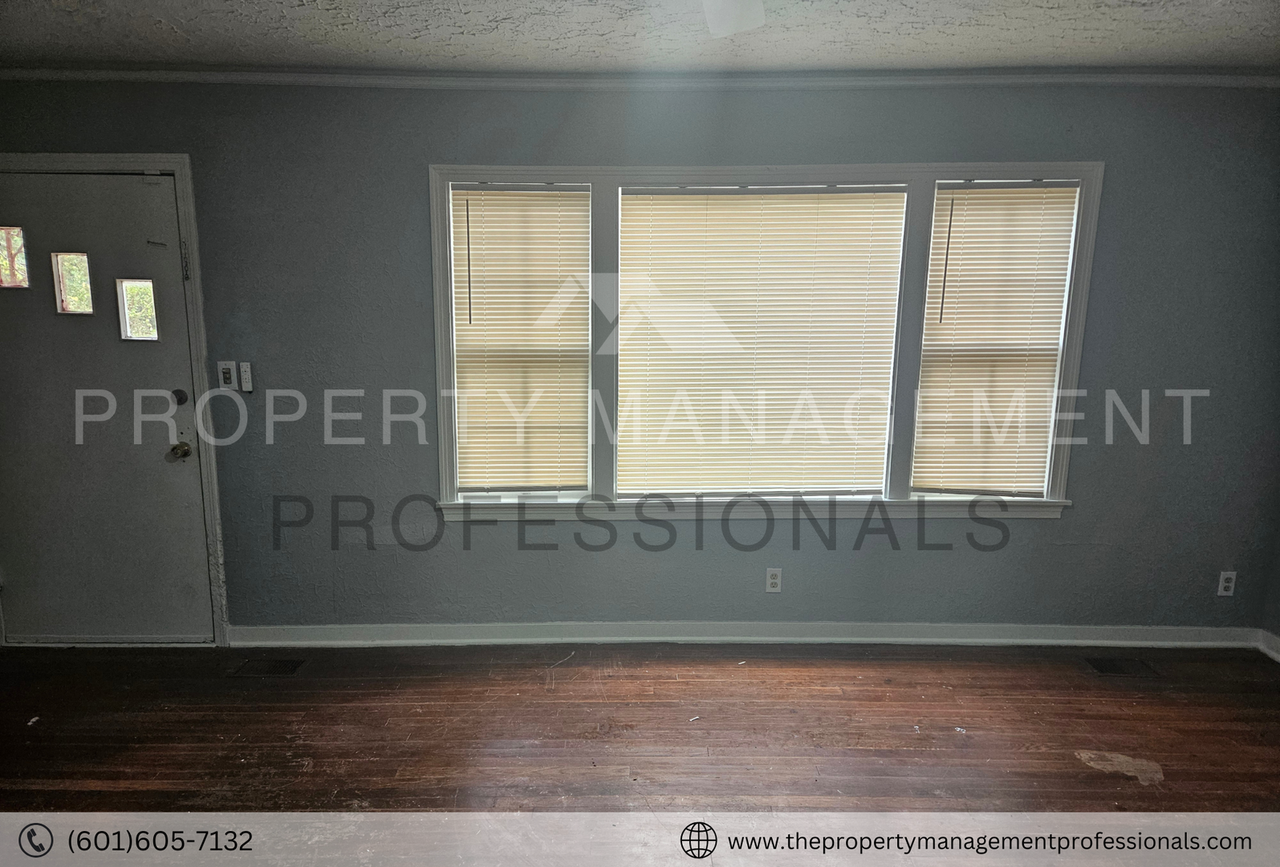 2871 Fairhill Dr - Photo 7 of 31