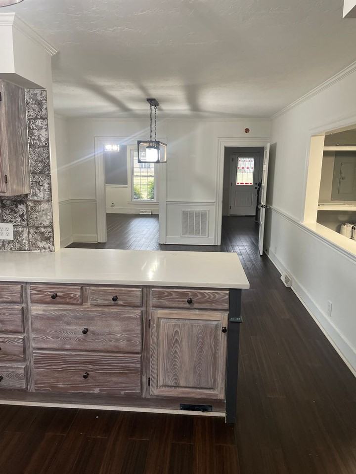 2812 Kecoughtan Road - Photo 5 of 24