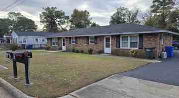 featured image of 2305B Emily St