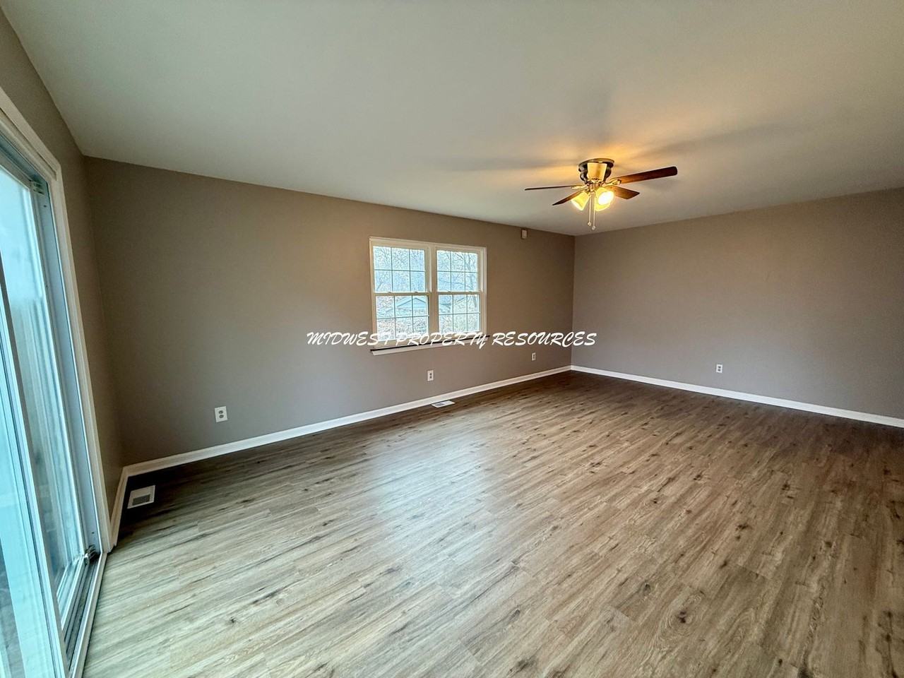 505 505 SE Florence Ave - 505 SE Florence #A - Photo 5 of 13