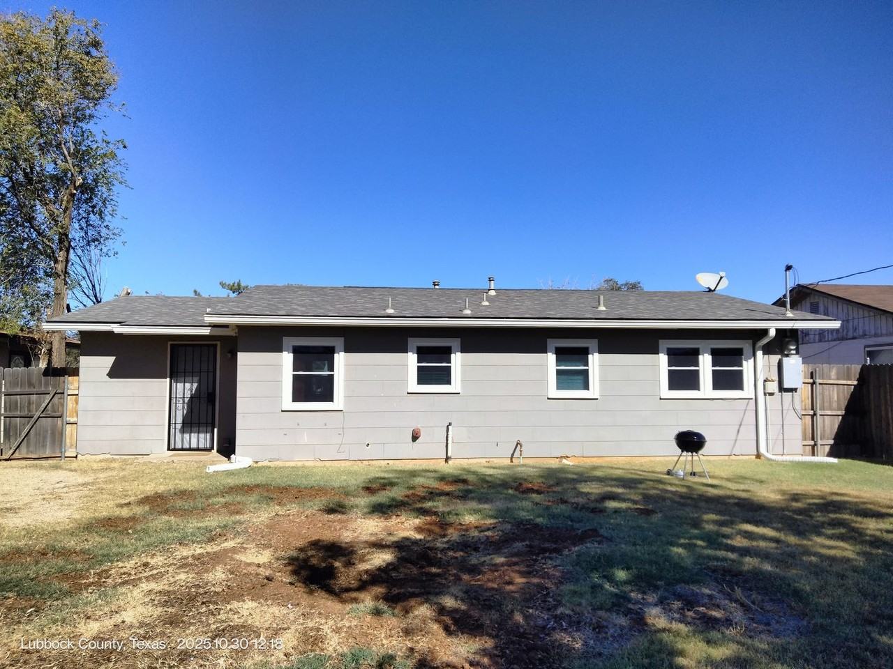 4921 39th St - Photo 2 of 16