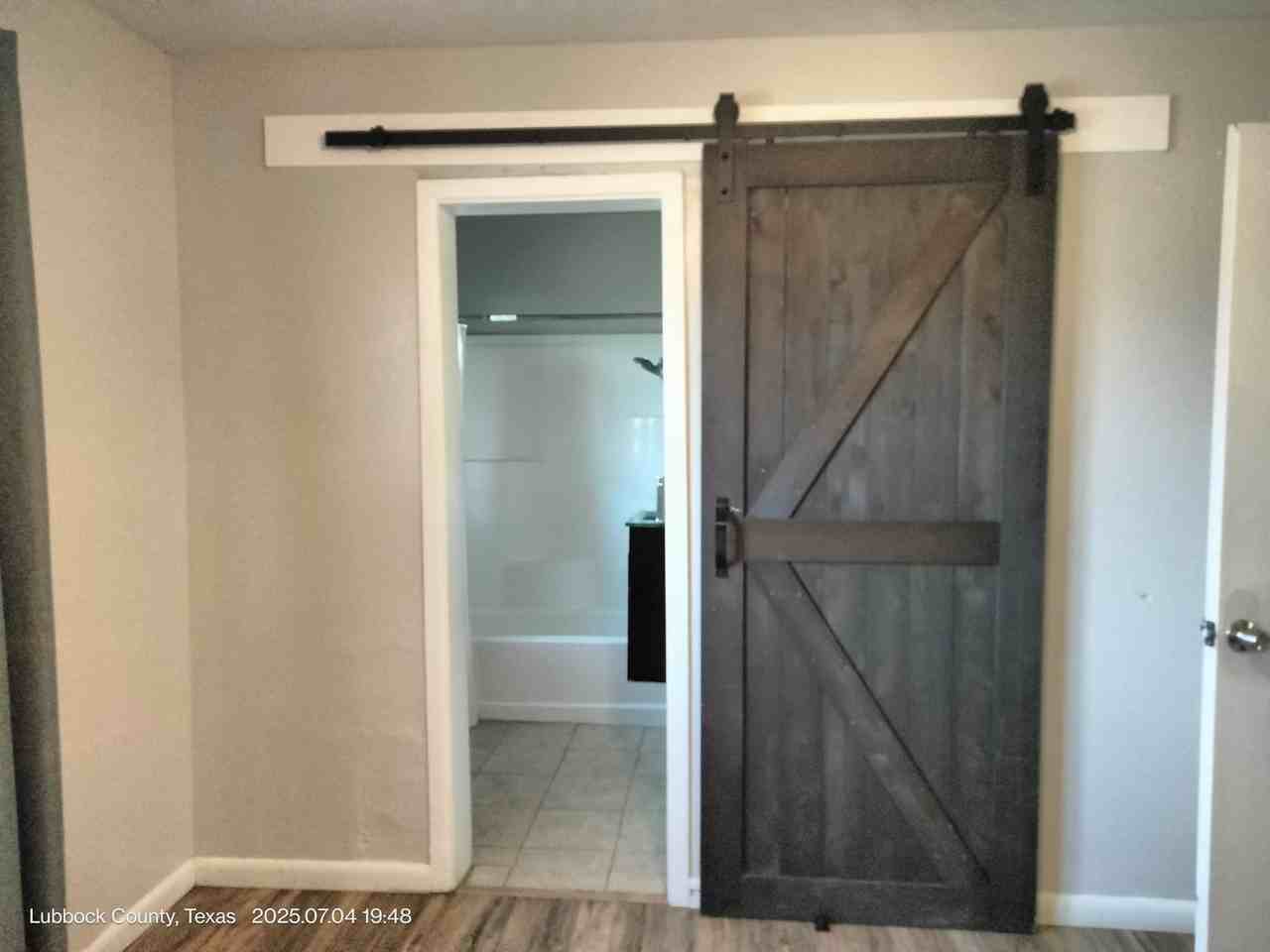 4921 39th St - Photo 6 of 16