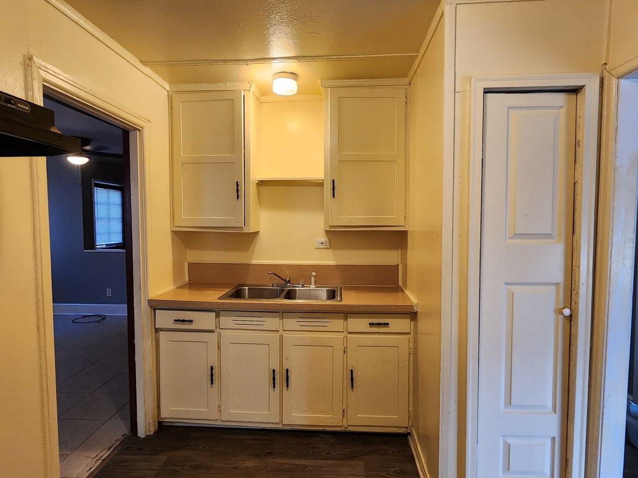 1808 Corbitt St - Photo 5 of 12