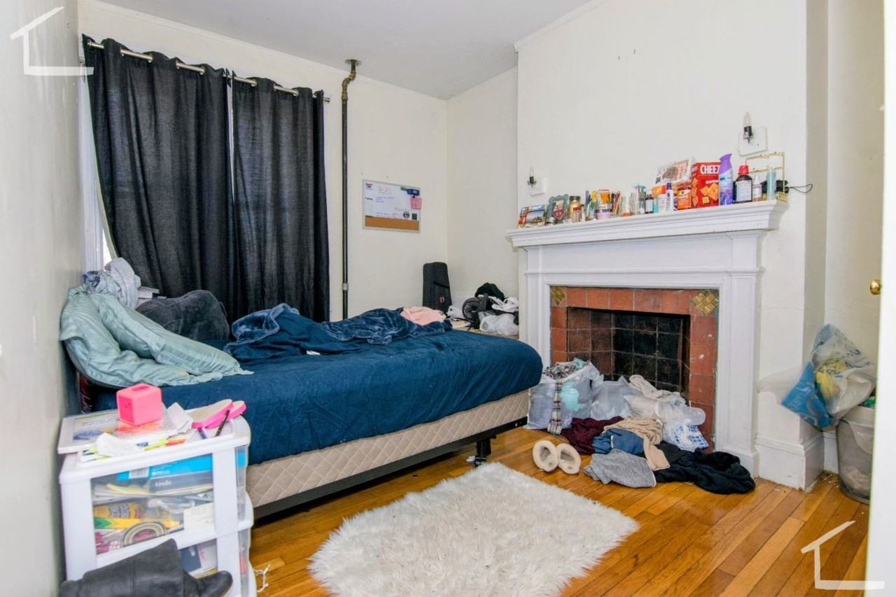 48 Egmont St - Photo 7 of 9