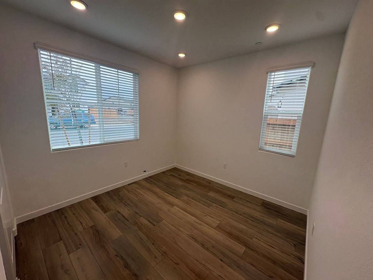 811 Rosazzo Ln - Photo 5 of 26