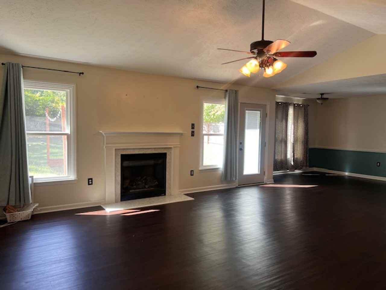 7521 Hammersley Road - Photo 4 of 29