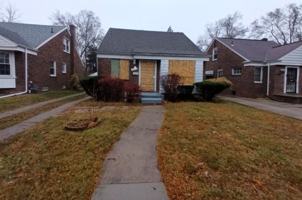 featured image of 17693 Greenview Ave